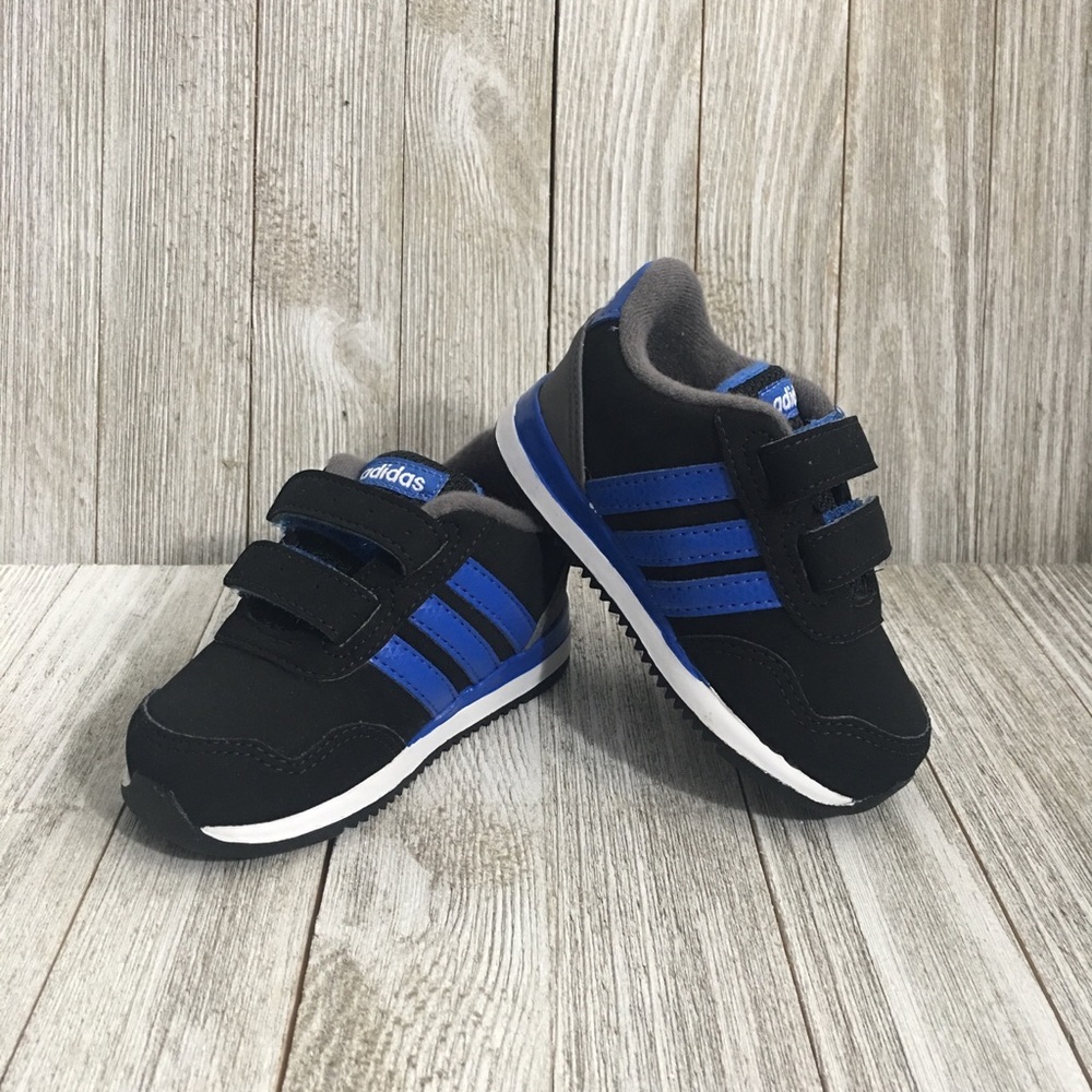 🔥🔥Brand New Toddler Adidas